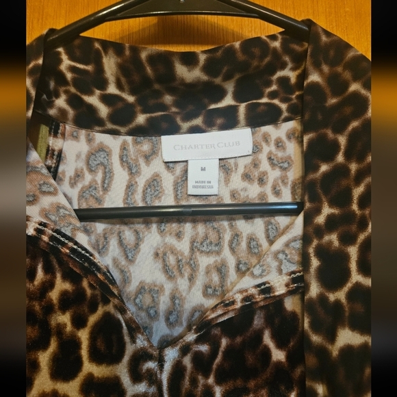 Leopard Print Sleeveless Halter Style Velour Blouse - Picture 2 of 5